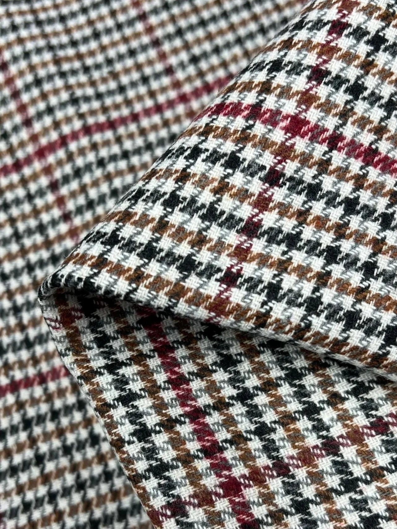 Cozy - Fall houndstooth
