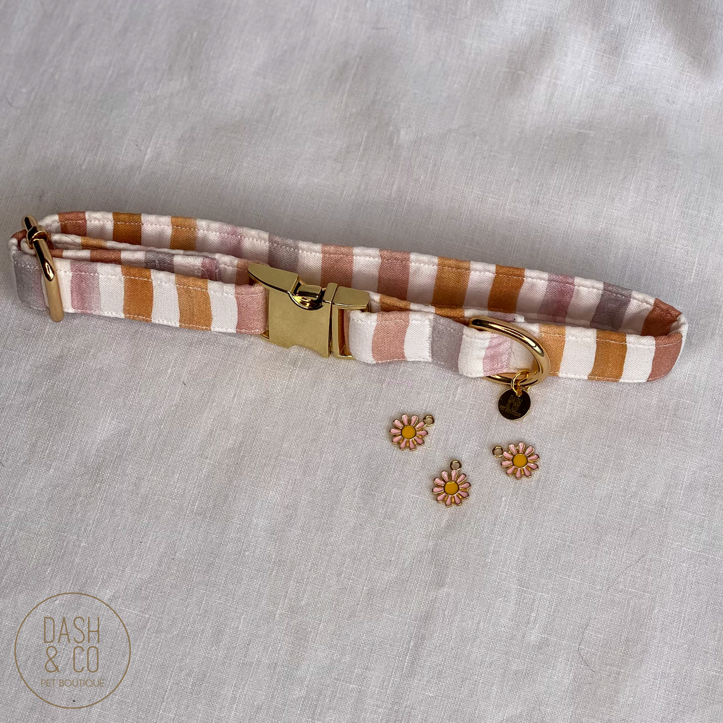 Pink Daisy Collar Charm