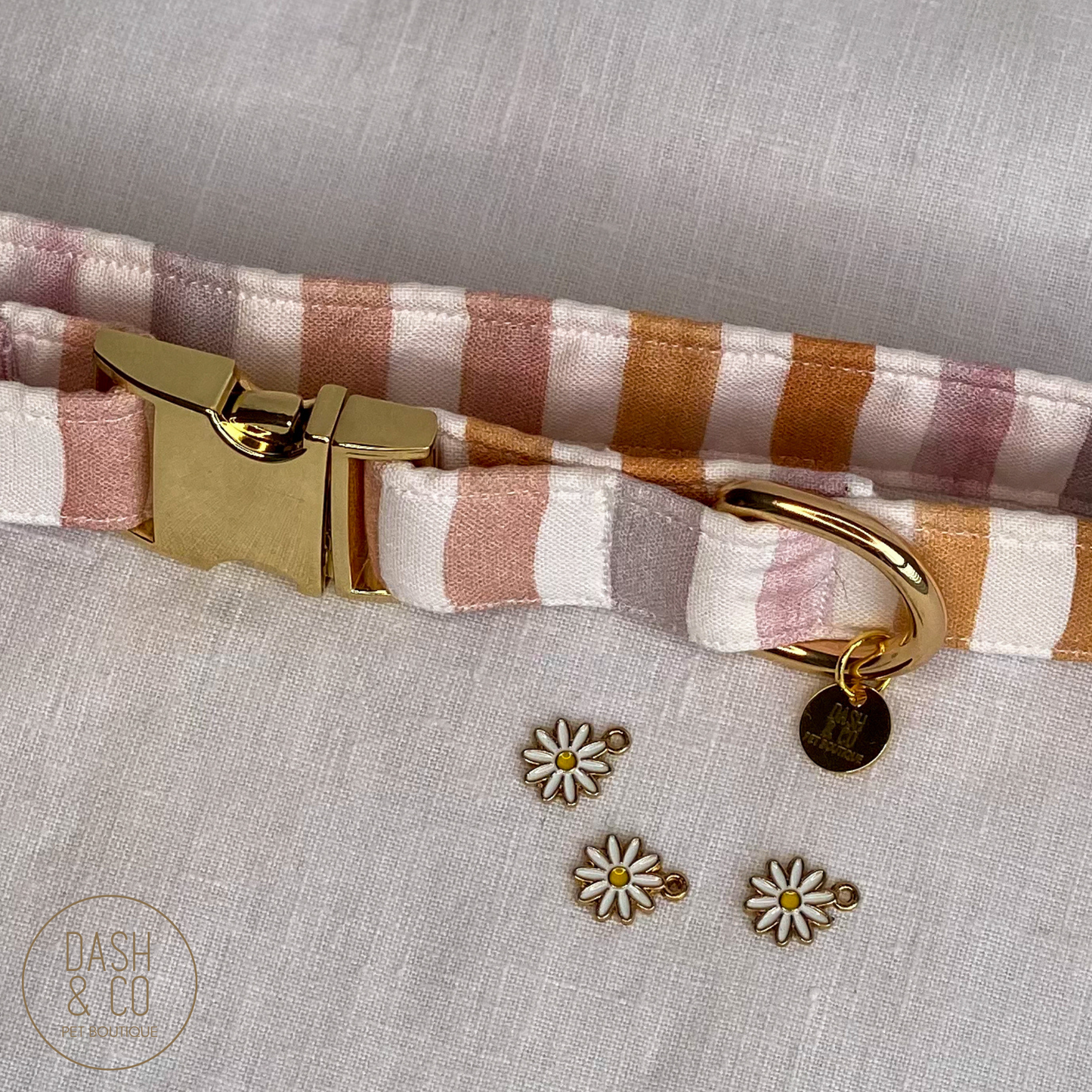 Daisy Collar Charm