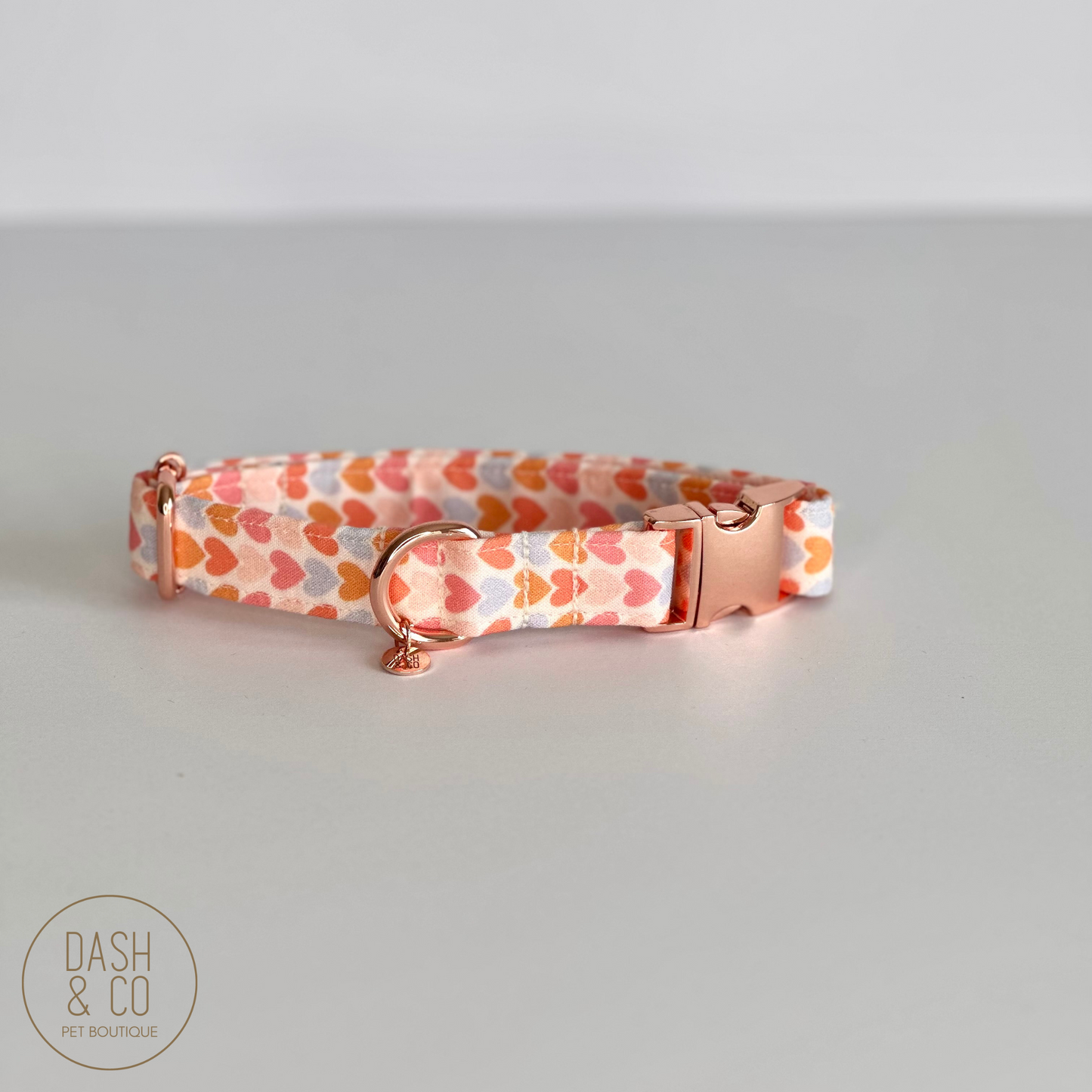 Sweetheart Collar