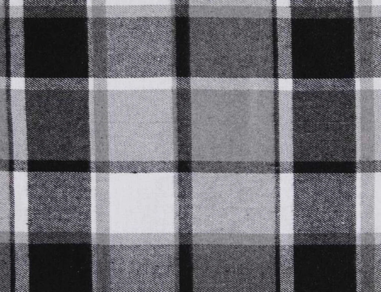 Cozy - Monochrome tartan
