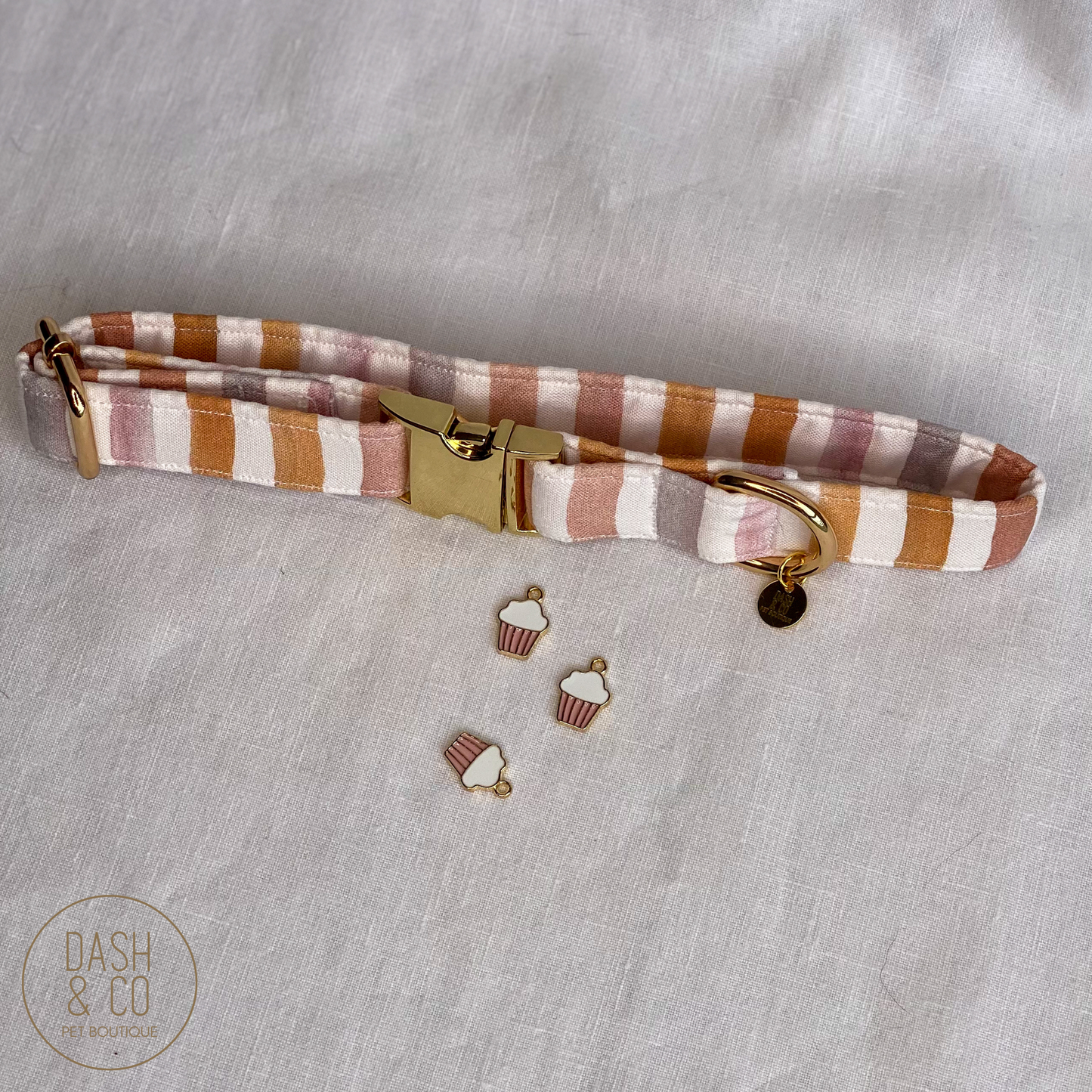 Cupcake Collar Charm